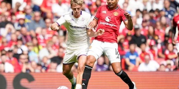 德赫亚反戈旧主，曼联季前热身战平佛罗伦萨，球员评分出炉