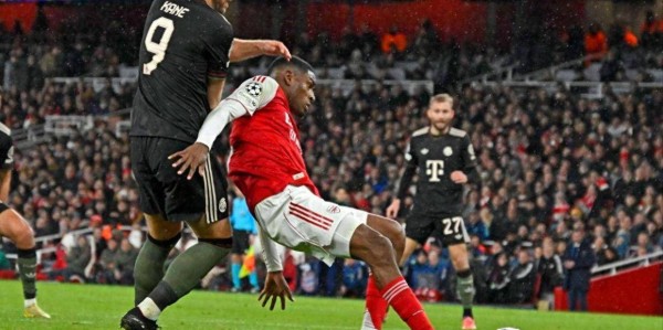 1500万欧买的莫斯克拉 顶替加布里埃尔对阵拜仁 让凯恩全场0射门