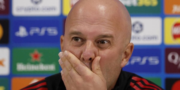 欧冠资格影响帅位？斯洛特：以前没进前四 主帅也留任了